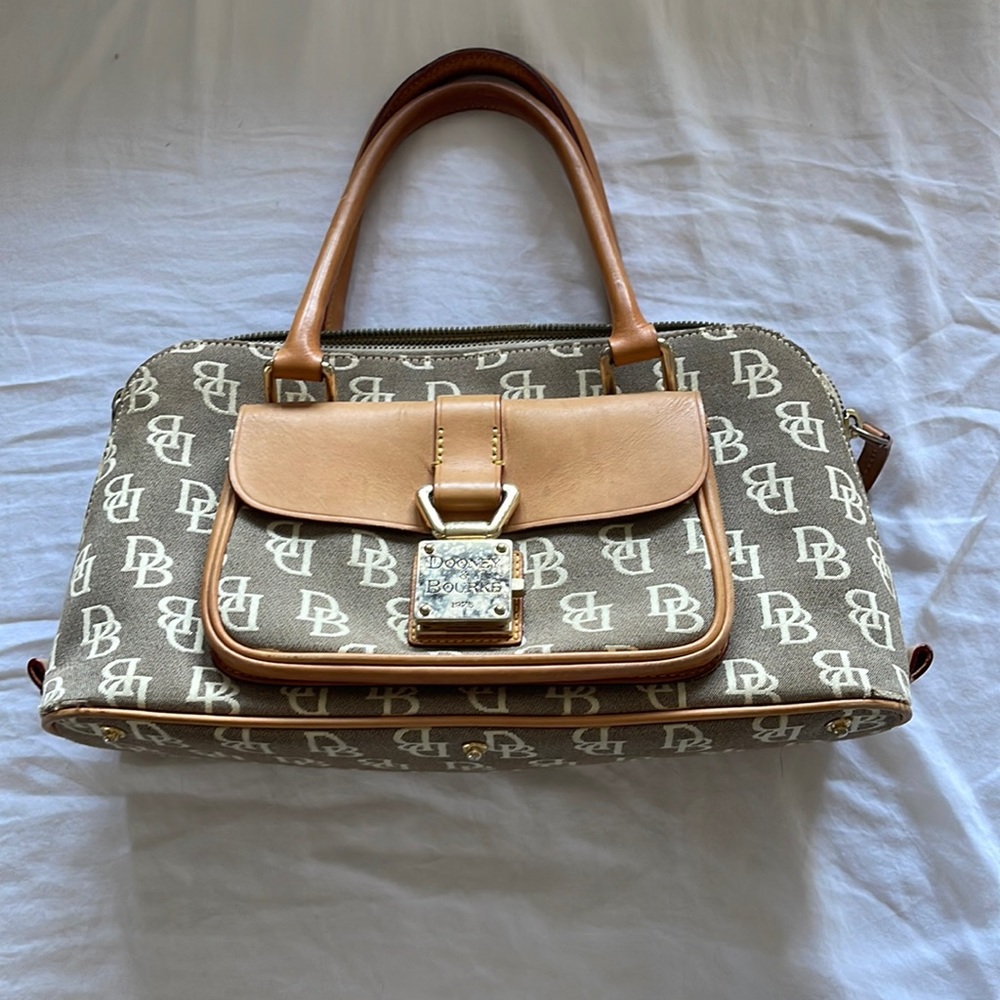 Dooney & Bourke handbag